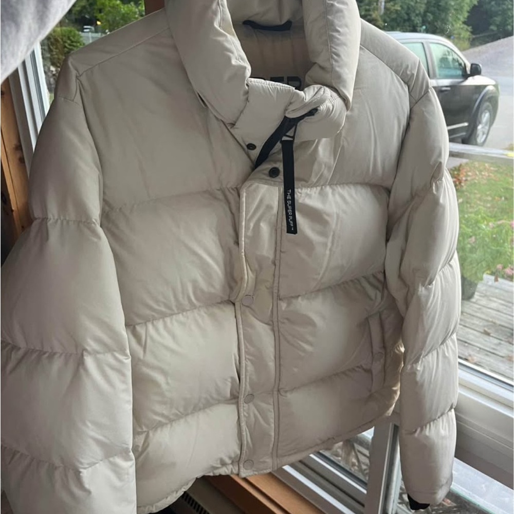 Aritzia super puff